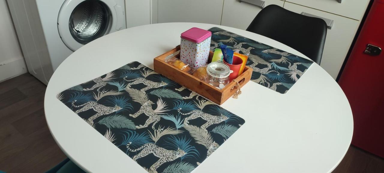 Les Cocons Avec Balcon Apartamento Vichy